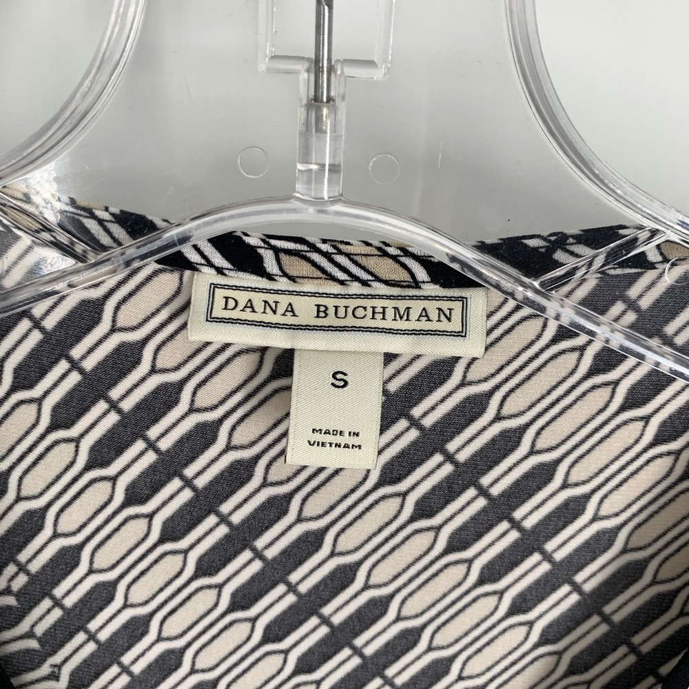 Dana Buchman V-Necked Sleeveless Top, Small - Picture 3 of 5